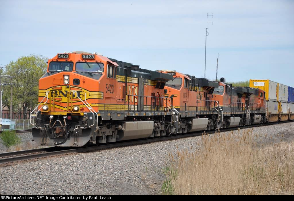 Intermodal cruises east